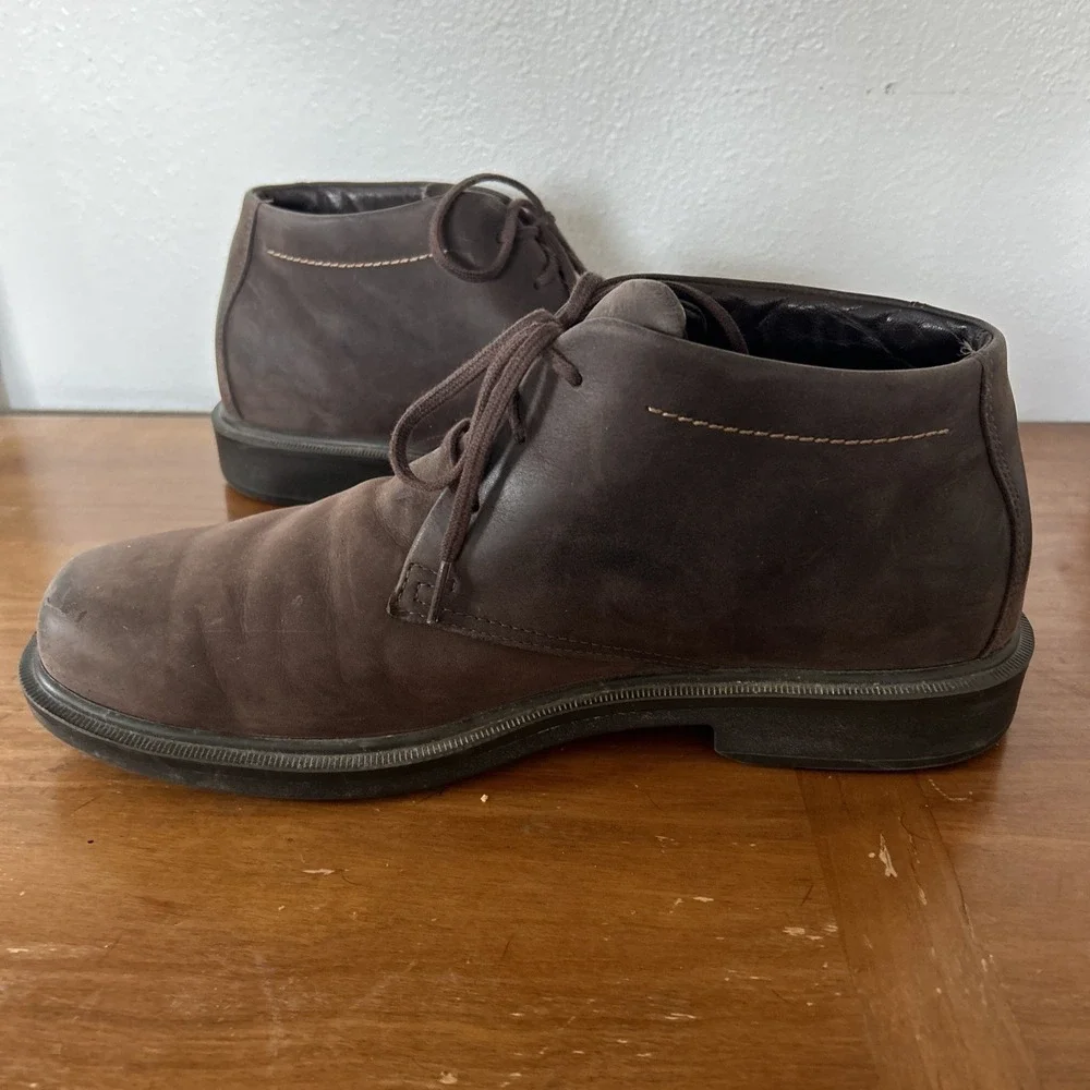 SAS chukka boots